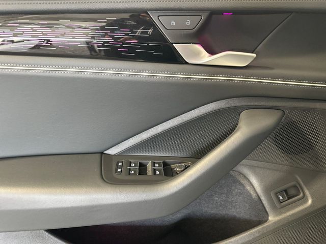 Passat Variant 2.0 TDI DSG ELEGANCE IQ.LIGHT+AHK