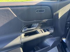Fahrzeugabbildung Mercedes-Benz B 180d Advanced LED NAVIGATION KAMERA
