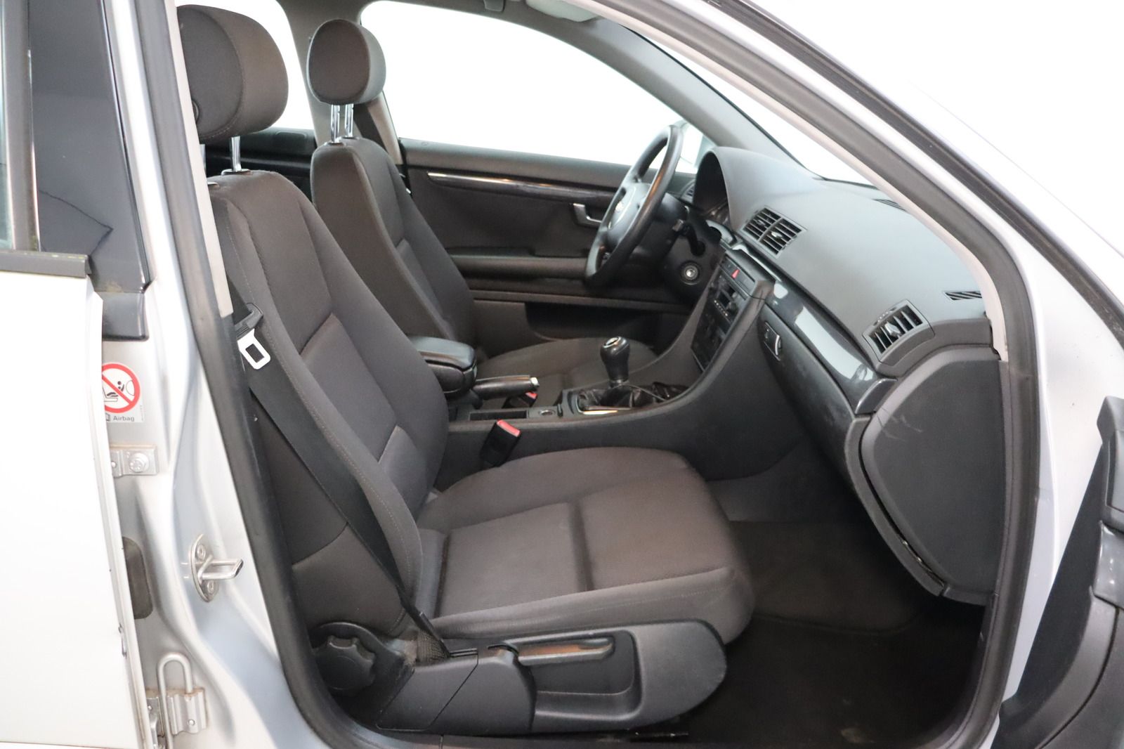 Fahrzeugabbildung Audi A4 1.6 Klimaautom. * Sitzhzg.