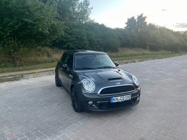 MINI Cooper S *Facelift* Vollausstattung 