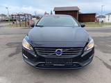 Volvo V60 Kombi Momentum*Navi*AHK*TÜV/AU NEU* - gebrauchte Volvo V60 aus dem Jahr 2014