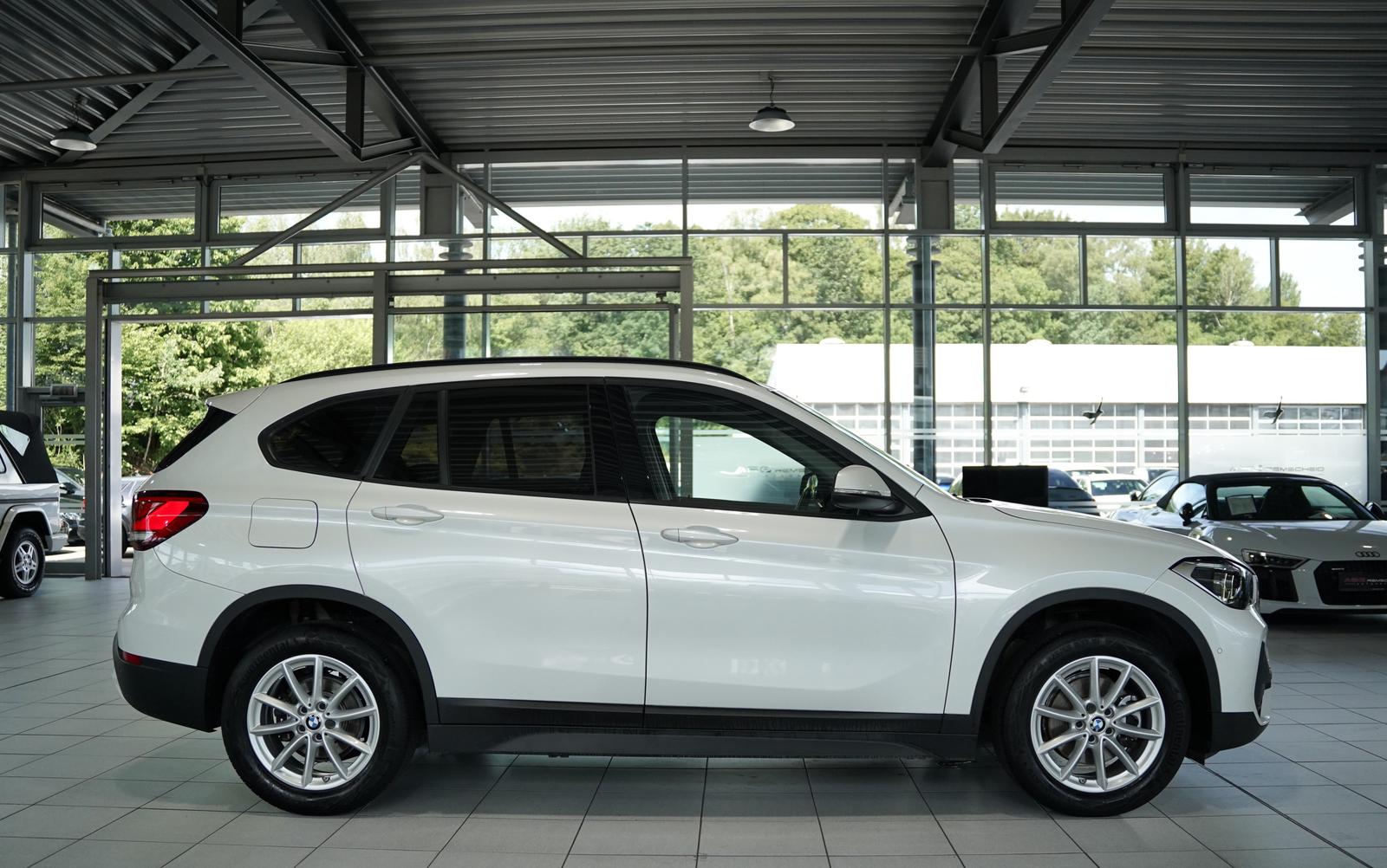 BMW X1 sDrive 18 I Advantage *1.H *Sportsitze *Leder, миниатюра 12