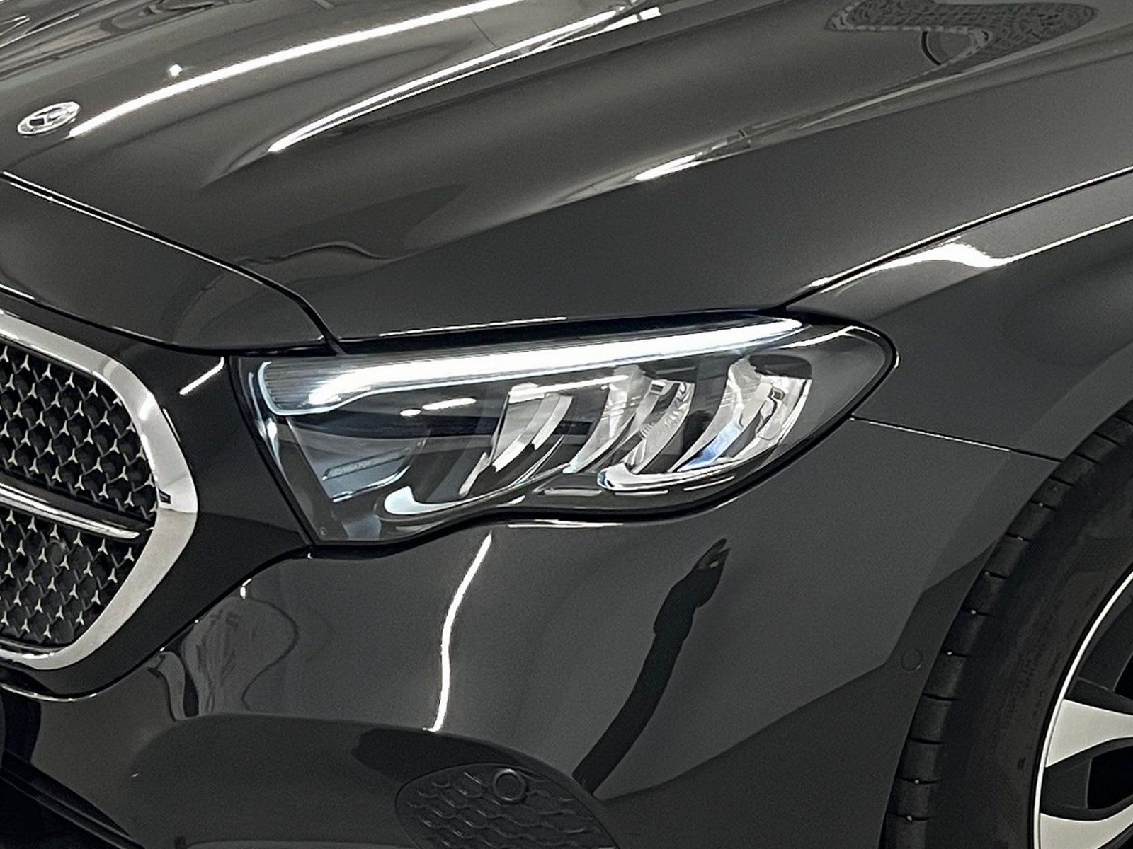 Fahrzeugabbildung Mercedes-Benz E 220 T d Avantgarde*LED*Kamera*Totwinkel*Distro