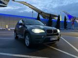 BMW X5 xDrive30d /7-SITZER/PANO/HEAD-UP/NAVI/XENON/ - gebrauchte BMW X5 aus dem Jahr 2012