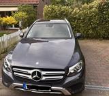 Mercedes-Benz GLC 220 d 4MATIC Autom. Leder. Panorama-Schiebed - Mercedes-Benz GLC 220 Gebrauchtwagen in Berlin