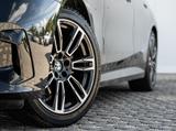 BMW 520d xDrive Lim M-Sport ACC PANO Sitzlüft H&K 36 - BMW 520 in Freiburg