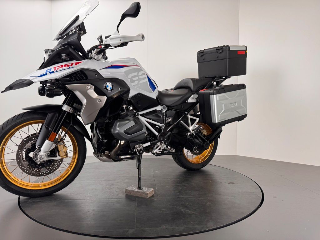 Fahrzeugabbildung BMW R1250 GS RALLYE *4 PAKETE *VARIOKOFFER