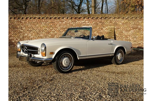 Mercedes-Benz SL 280 Pagode Matching numbers, Manual, Fully re