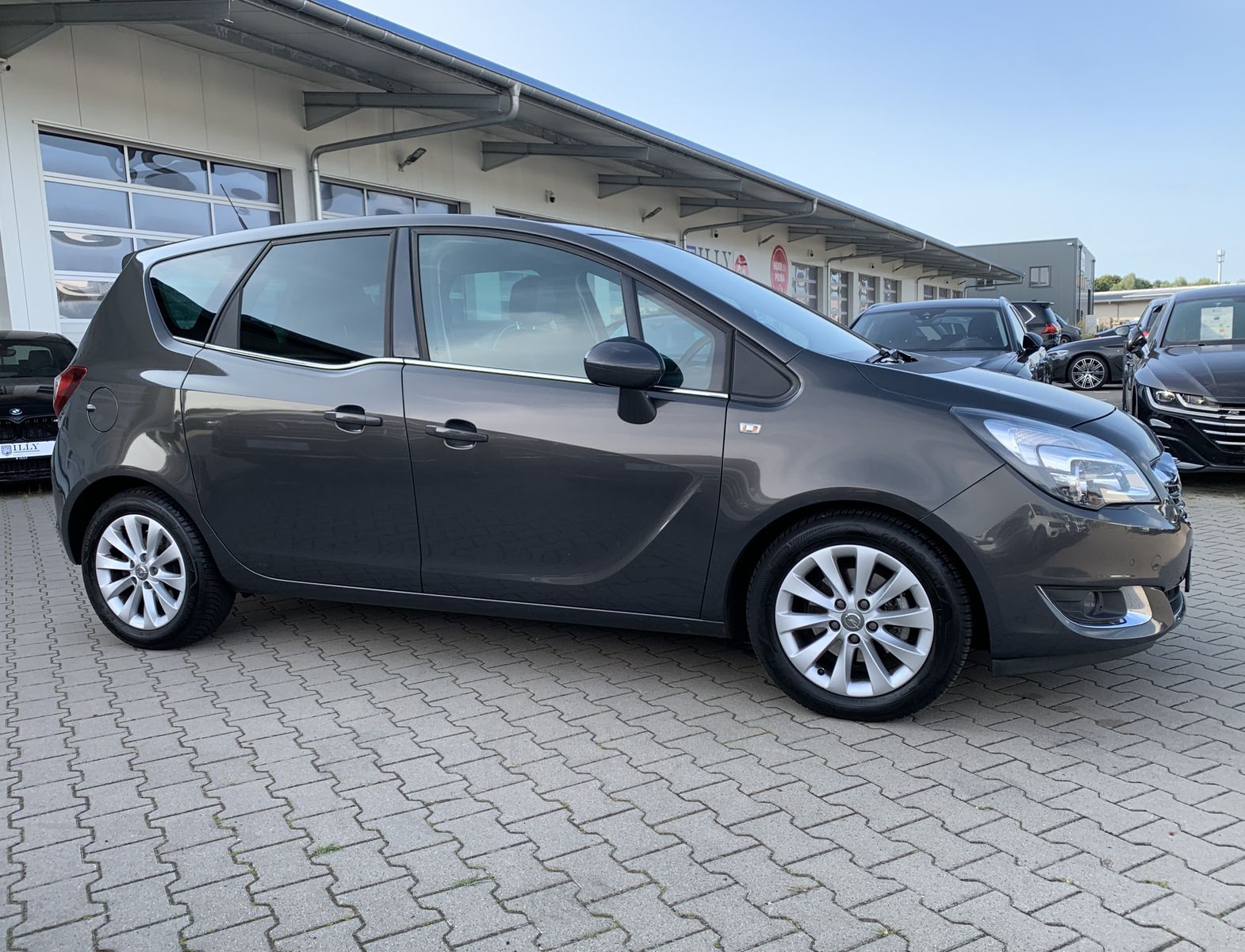 Fahrzeugabbildung Opel Meriva 1.4*Innovation*Cam*AHK*LHZ*SHZ*Temp*PDC*