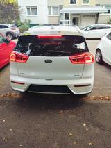 Kia Niro 1.6 GDI Hybrid Vision Vision - Kia Niro SUV