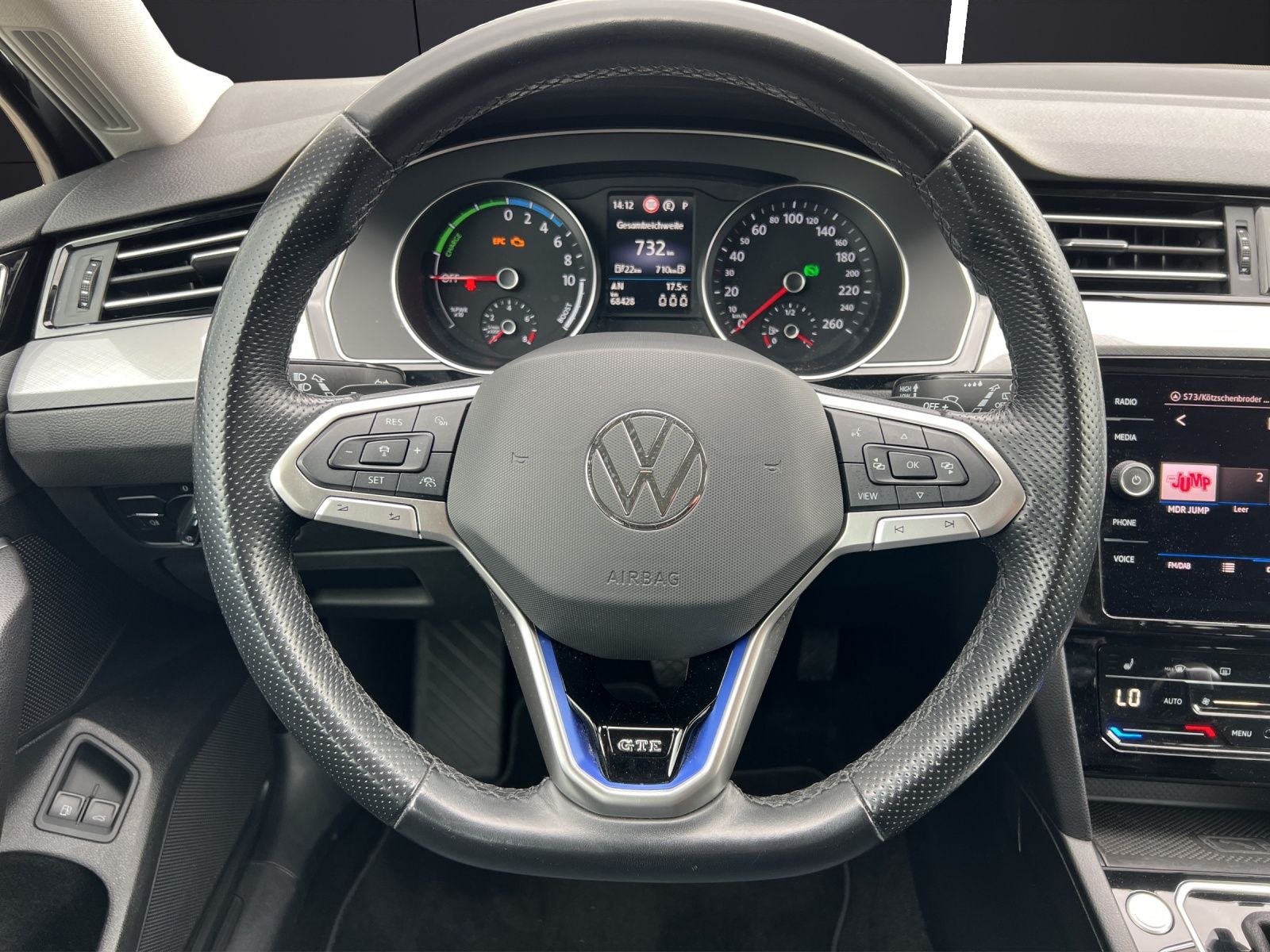 Fahrzeugabbildung Volkswagen Passat Variant GTE 1.4 TSI DSG LED Navi ACC SHZ