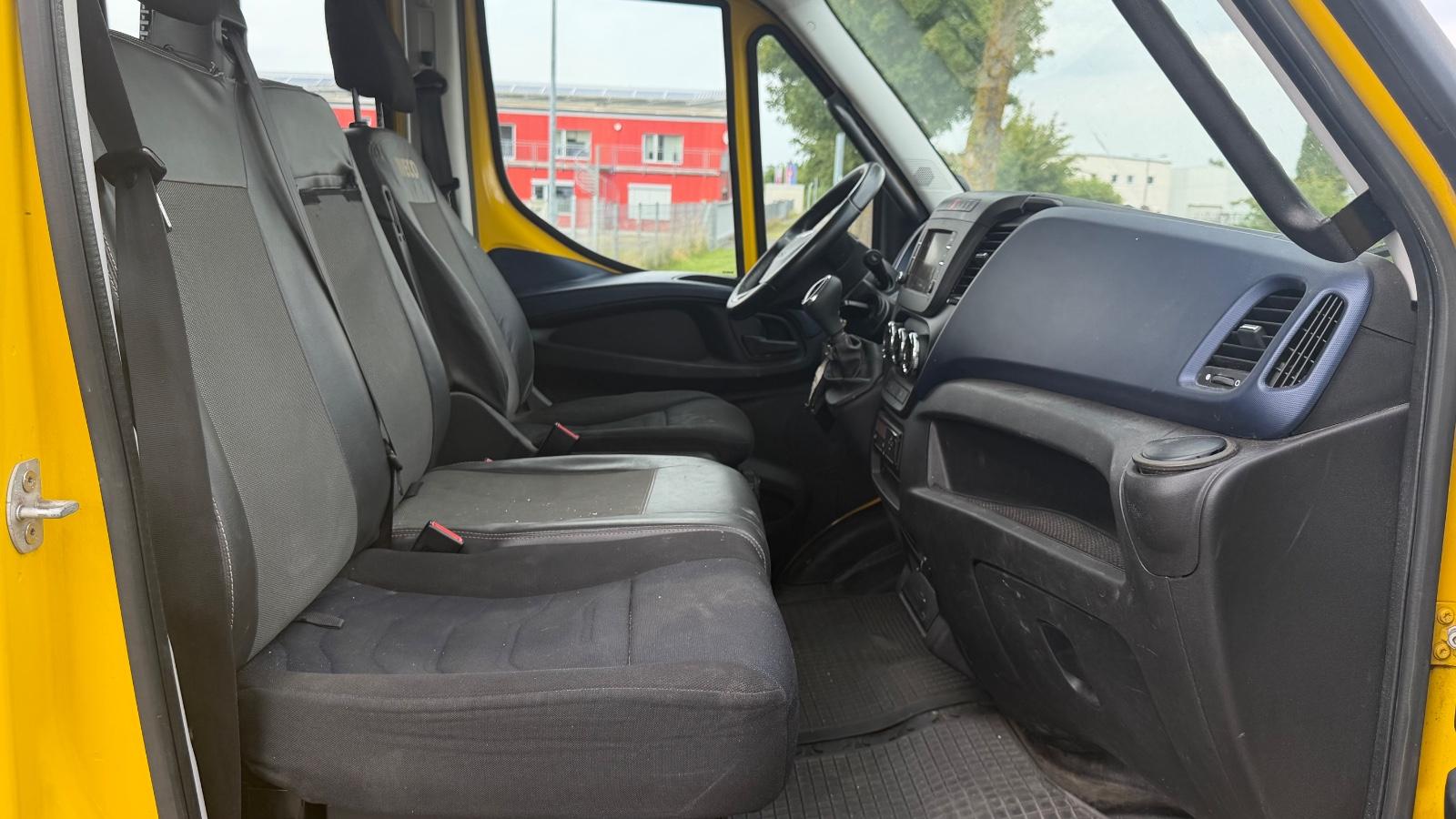 Iveco Daily Fahrgestell Doppelkabine 50 C ... Radstand