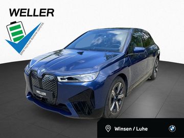 BMW iX xDrive40 Sportpaket DA/PA-Pro,HUD,HK,Sky,AHK