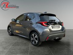 TOYOTA Yaris Hybrid 116 1.5 VVT-i Teamplayer (XPA1)