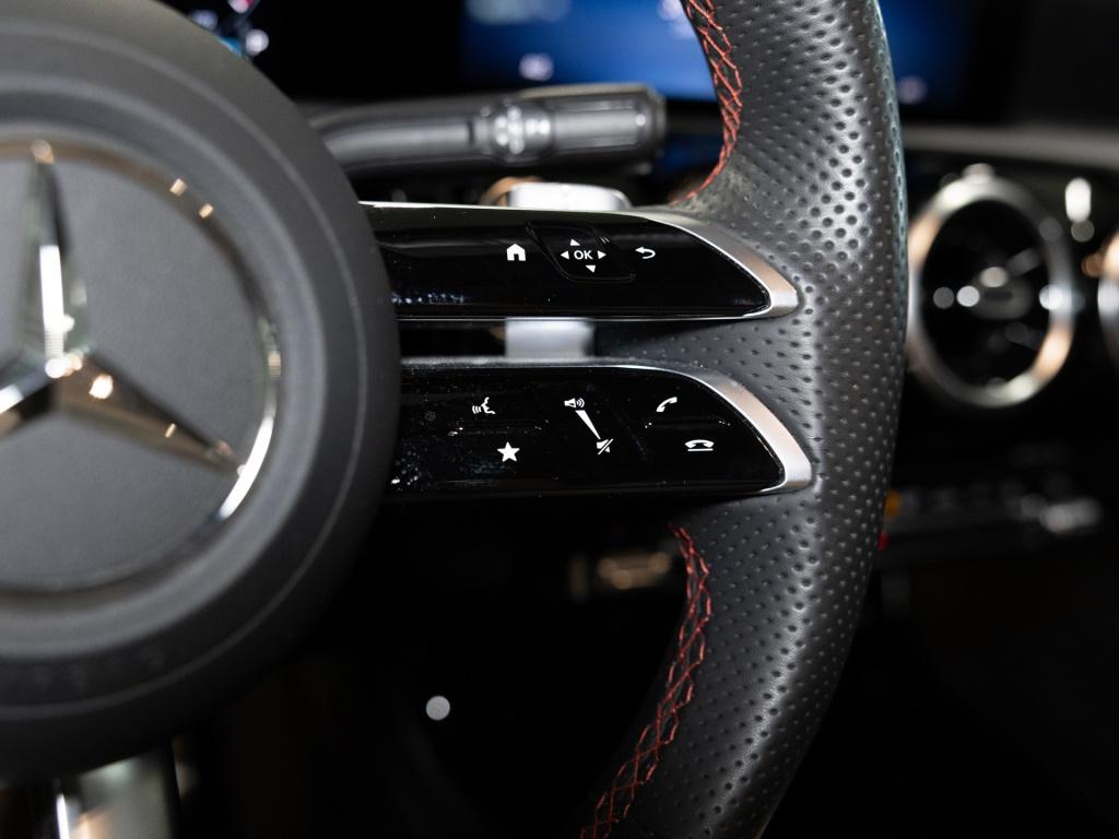 Mercedes-Benz A 250 e , AMG KAMERA SPUR STANDH PDC SHZ