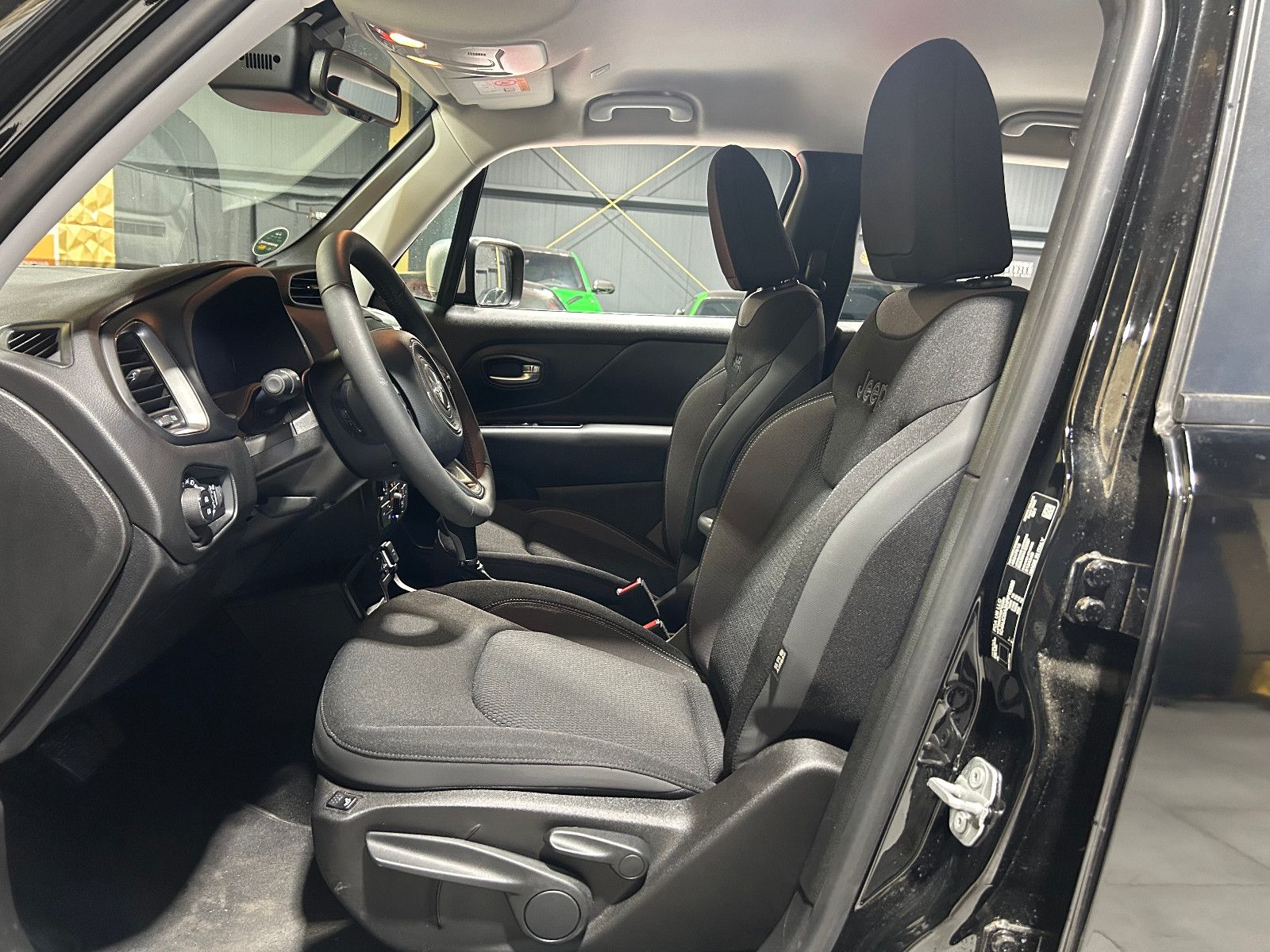 Fahrzeugabbildung Jeep Renegade Longitude Mild-Hybrid FWD/ACC/KAMERA/