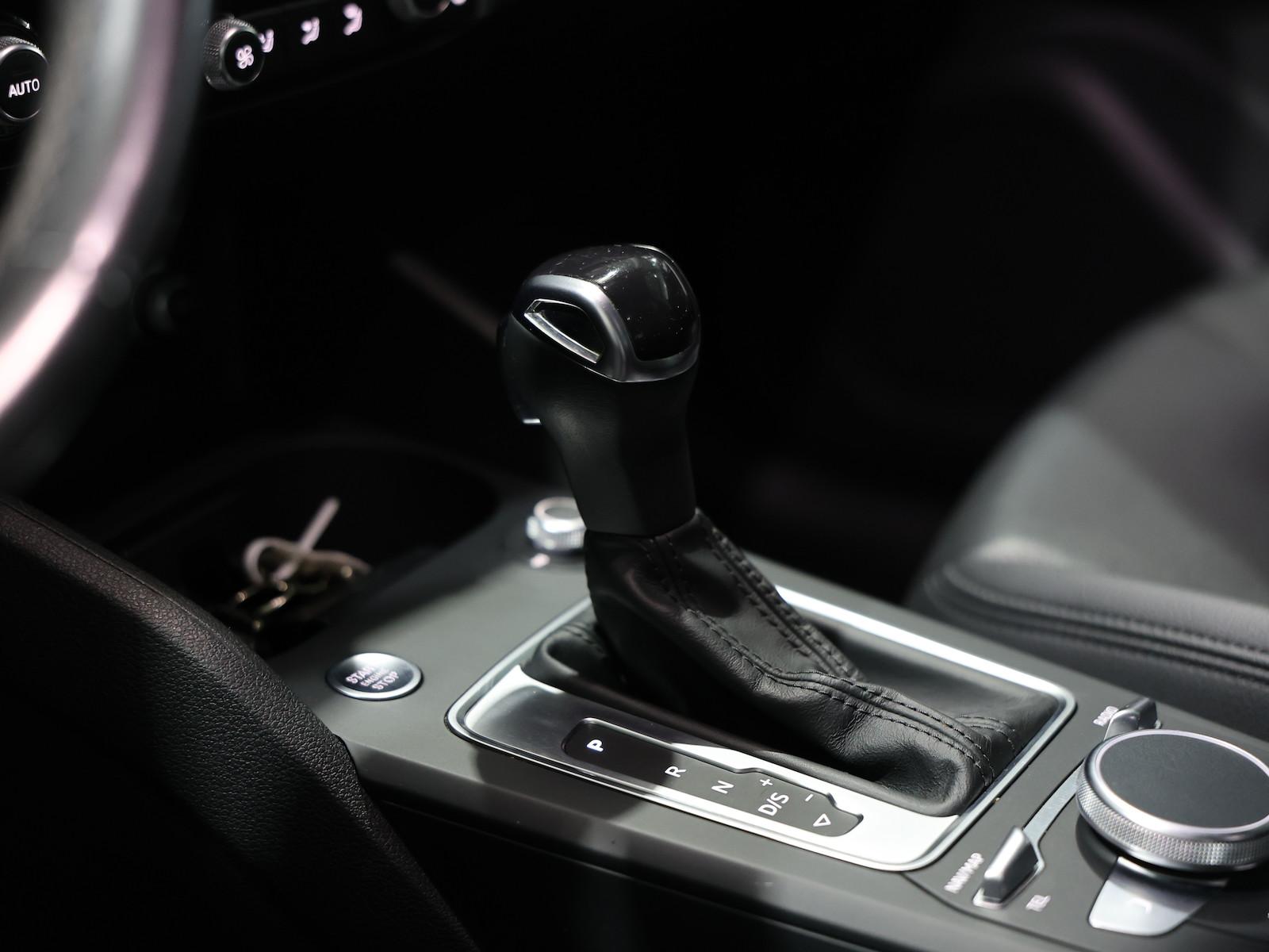 Audi Q2 35 TFSI ADVANCED SILVER & BLACK / LED, LEDER, миниатюра 14