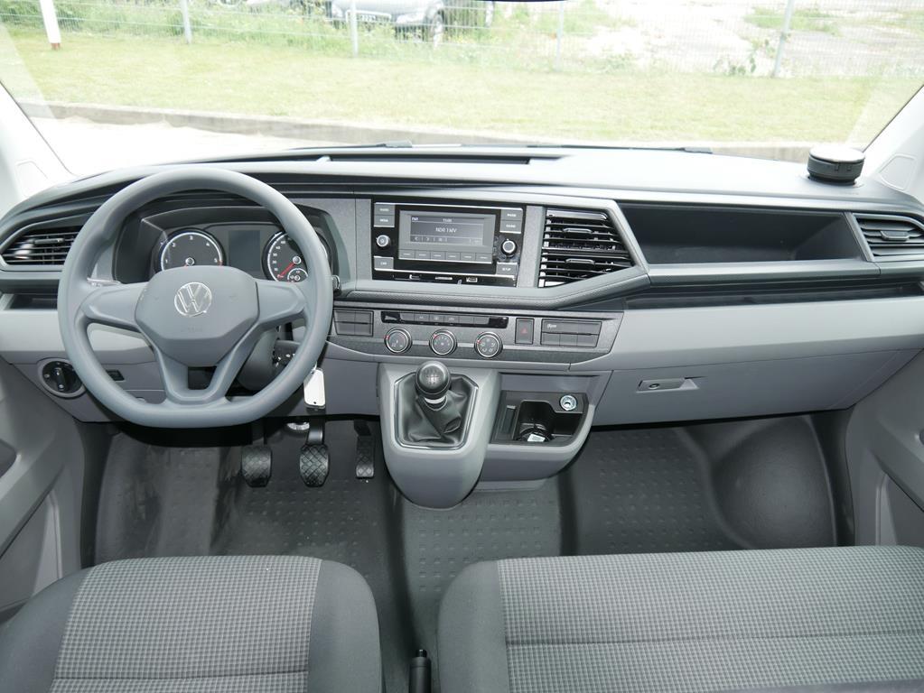 Volkswagen T6.1 Transporter 2.0 TDI Kombi lang FWD 9-SITZER