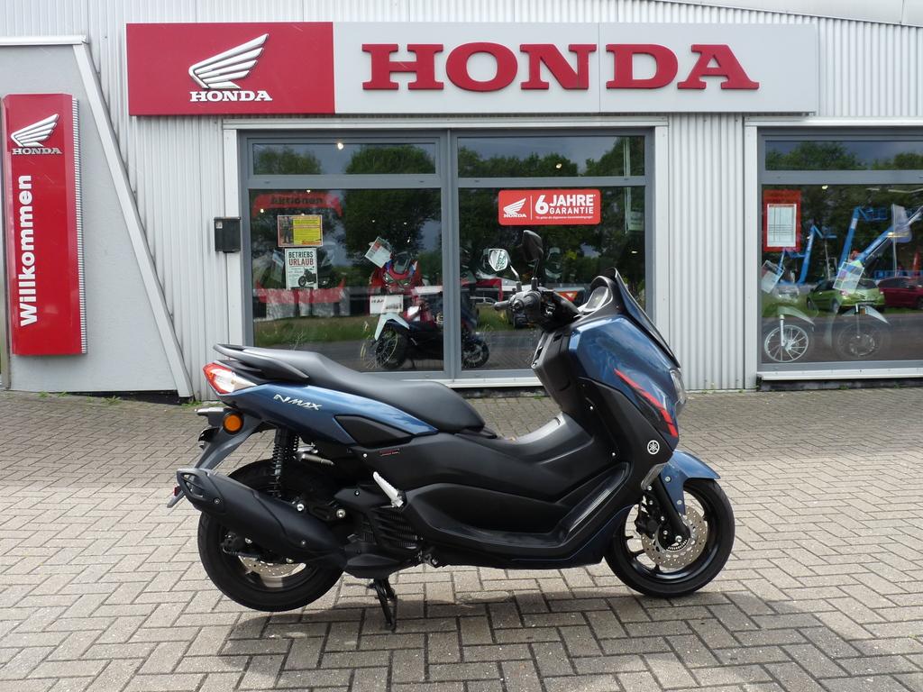 Yamaha N-Max 125 ABS 1. Hand Neuwertig + Tüv NEU