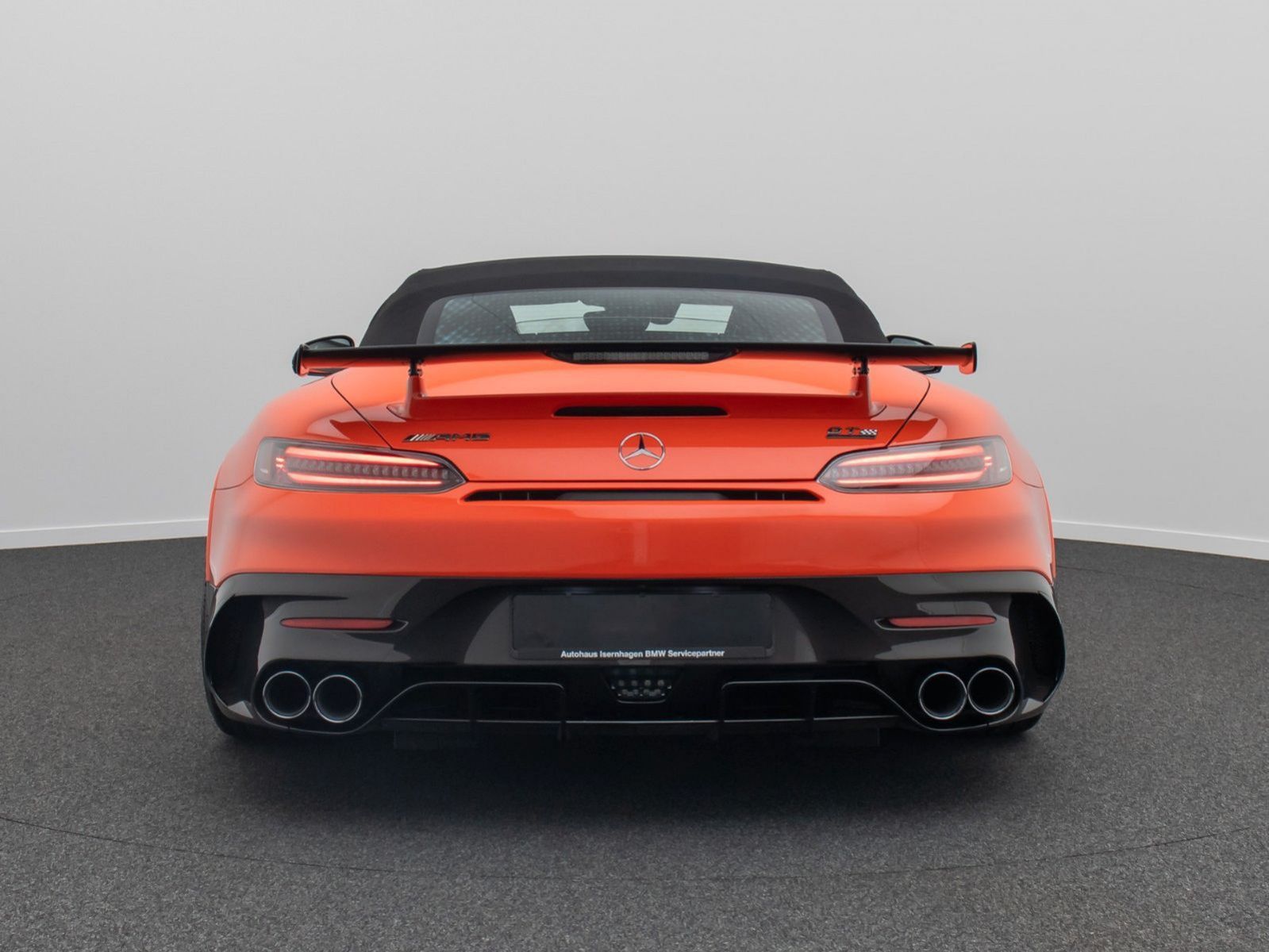 Fahrzeugabbildung Mercedes-Benz AMG GT C AMG GTC 4.0 V8 Black Series 1of1 900PS