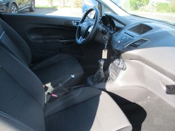 Ford Fiesta Trend Klima + Sitzh. + Beh. WSS