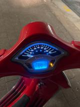 Vespa Primavera 50 4T - VESPA PRIMAVERA 50 4T