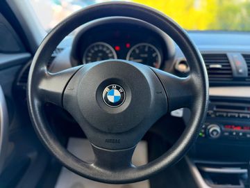 BMW 118 - 8