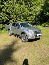 Mitsubishi L200 - Mitsubishi L200: Mitsubish