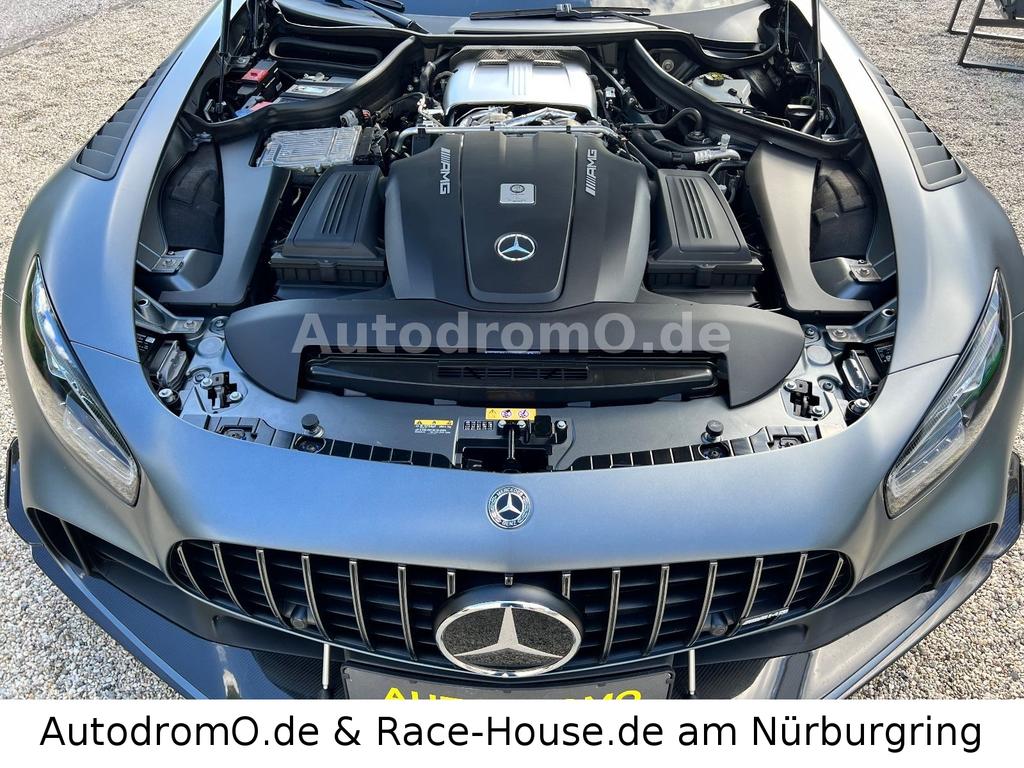Mercedes-Benz AMG GT R