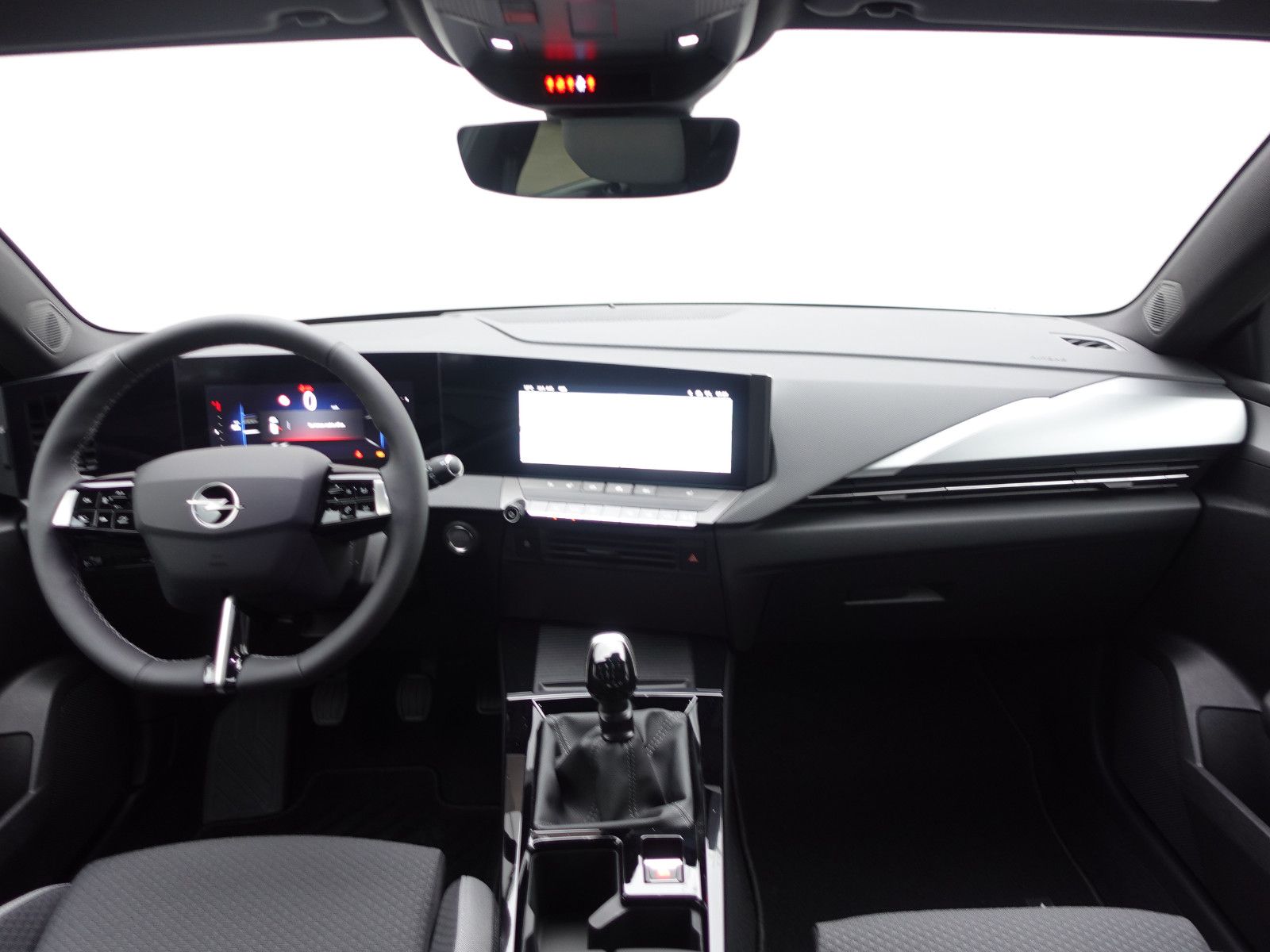 Fahrzeugabbildung Opel Astra Edition 1.2T,Navi,Kamera,Sitzhzg,AGR,LED