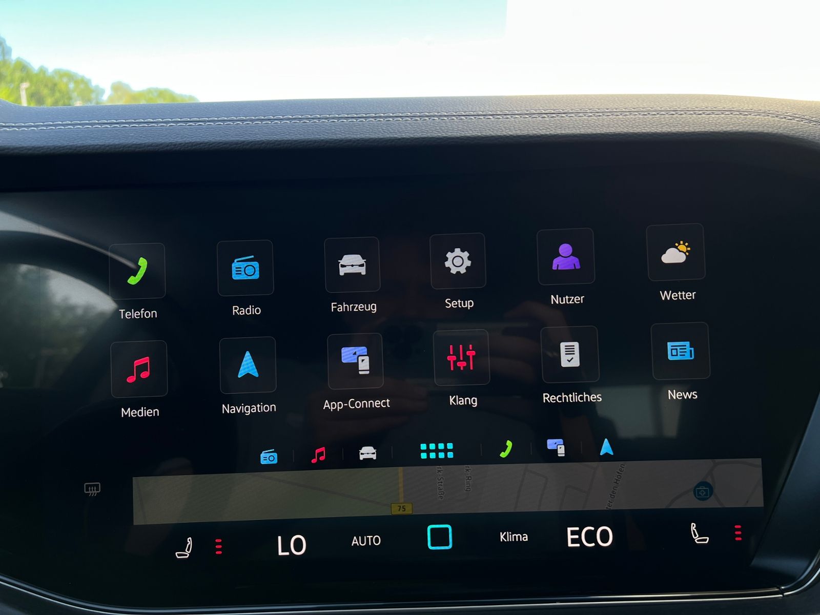 Fahrzeugabbildung Volkswagen Touareg 3.0 TDI 4MOTION *AHK, LED, Luft, ACC, 19