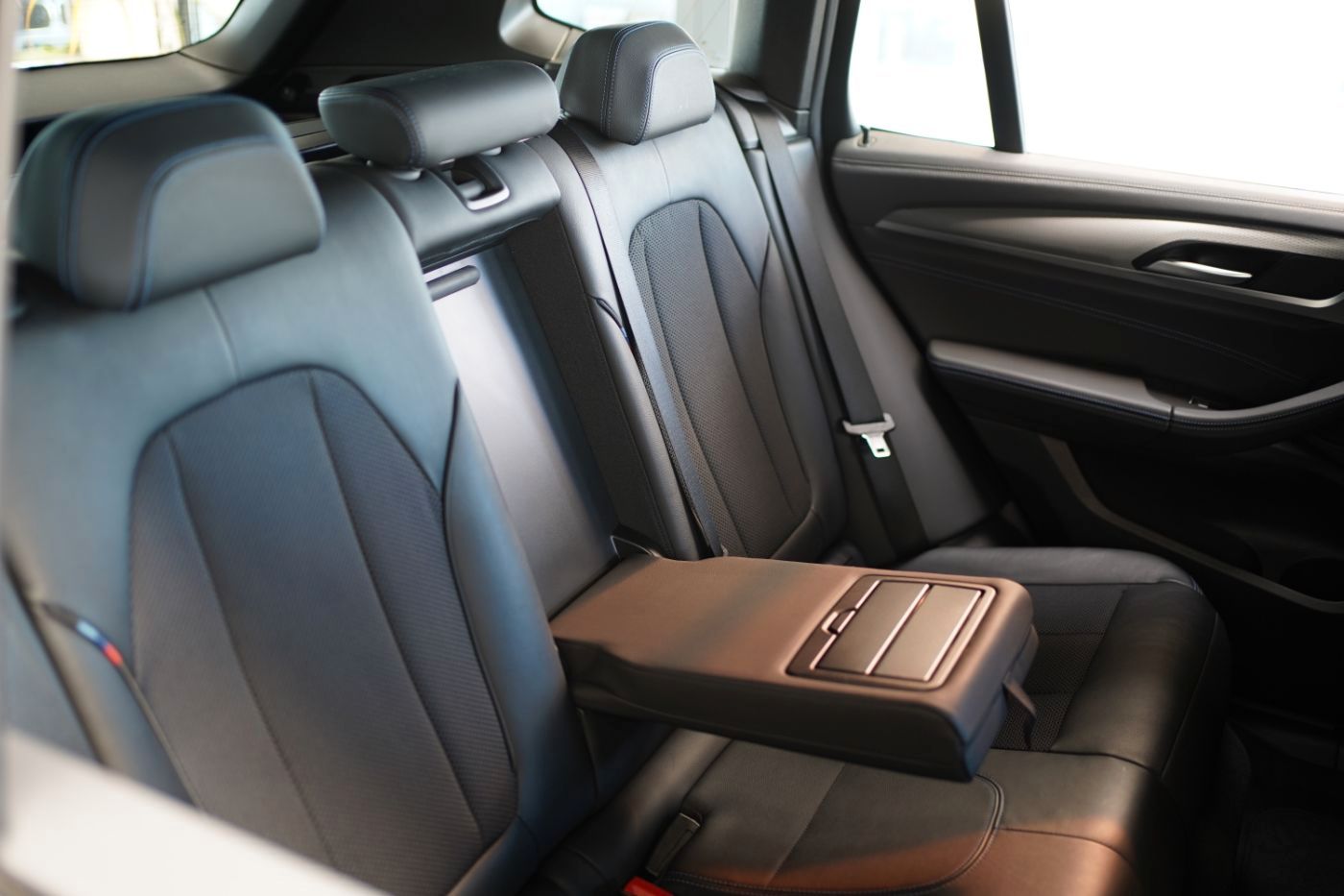 Fahrzeugabbildung BMW X3 xDrive20d M Sport +Standheiz.+LED+AHK+HeadUp+