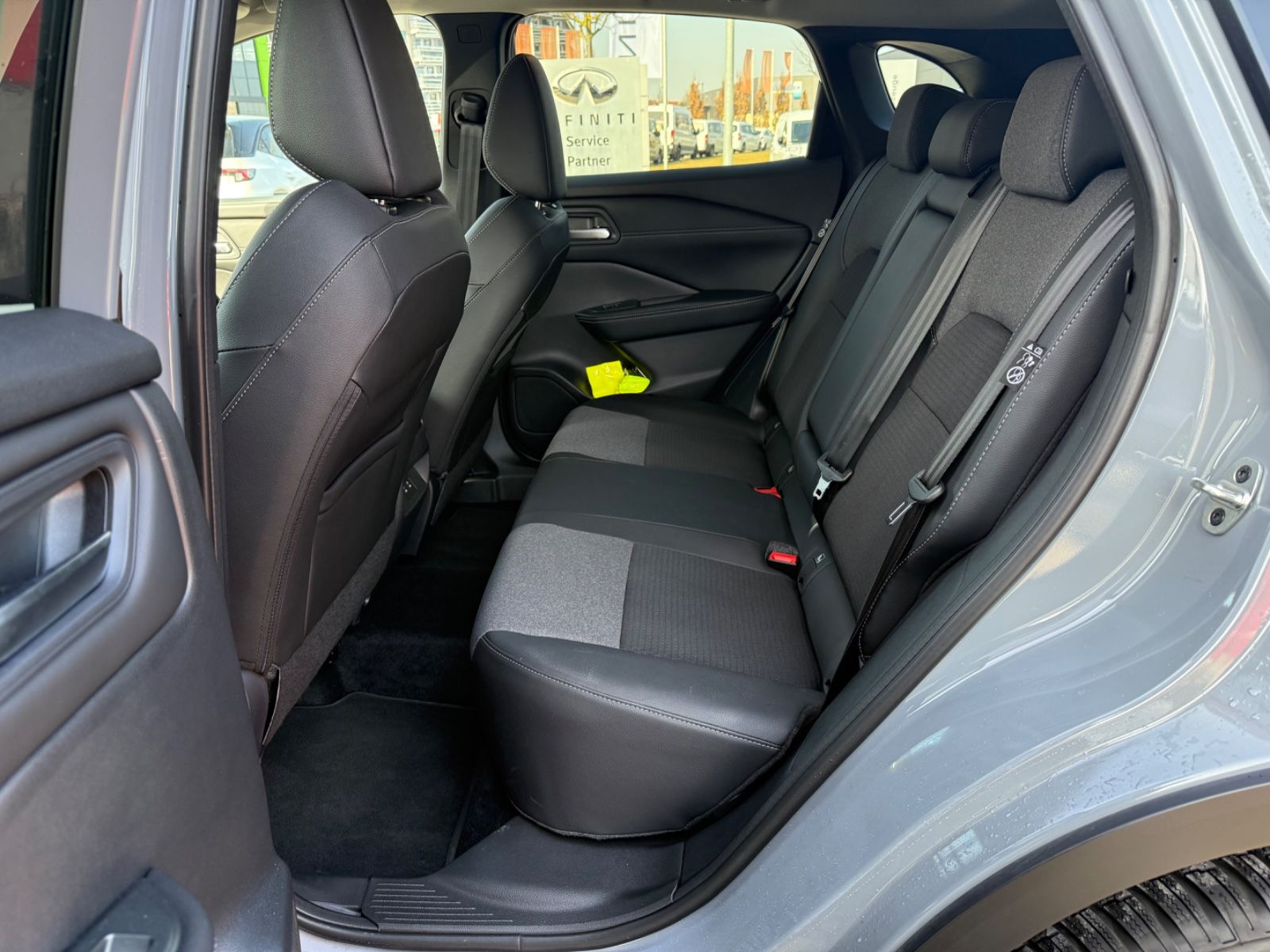 Fahrzeugabbildung Nissan Qashqai N-Connecta MHEV - Navi, 360°, Winter-P.