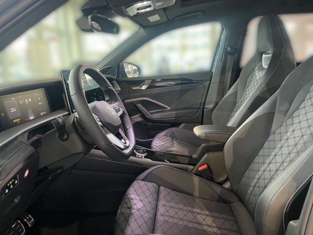 Fahrzeugabbildung Volkswagen Tayron 2.0 TDI DSG 4M R-LINE AHK IQ.LIGHT PANO H