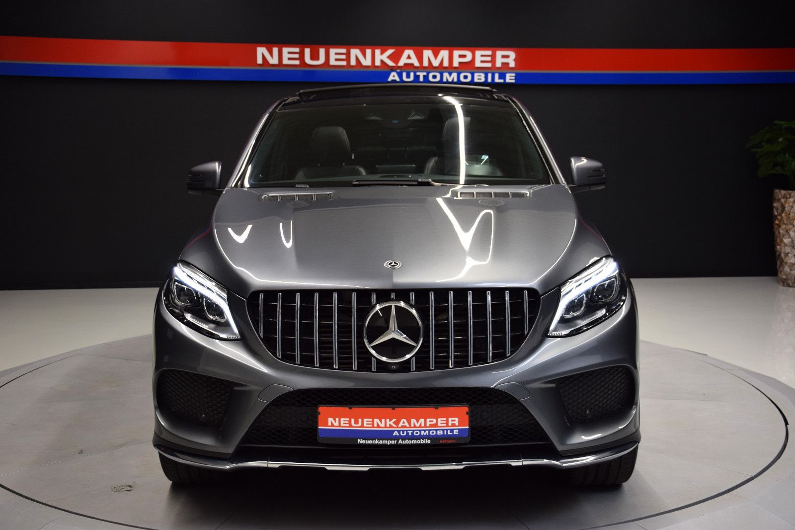 Fahrzeugabbildung Mercedes-Benz GLE 350 Coupe 4Matic AMG AHK Pano Dist HuD 360°