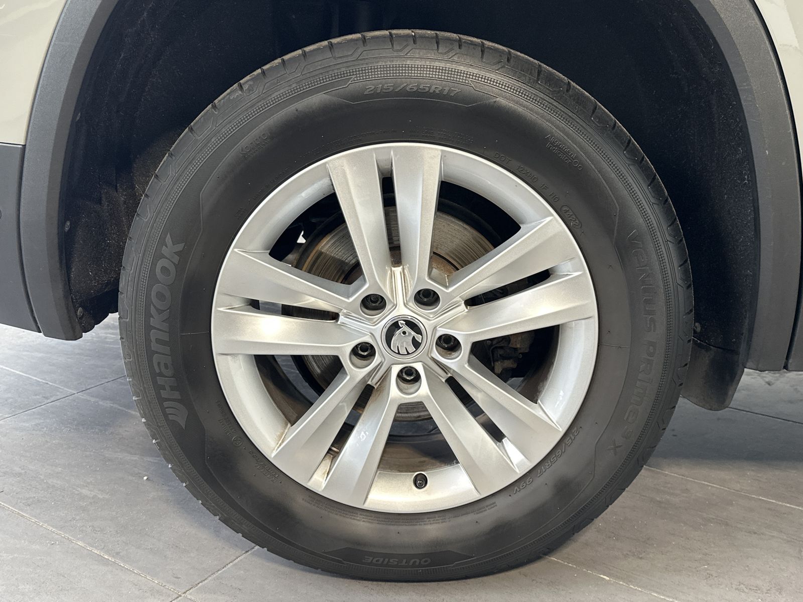Skoda Kodiaq 2.0 TDI DSG Ambition NAV+MATRIX+PANO+AHK imagem 3
