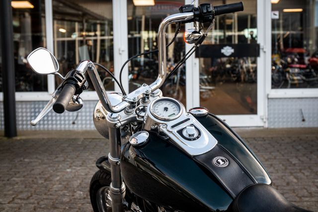 Fahrzeugabbildung Harley-Davidson FXDC Dyna Super Glide Custom - PENZL -