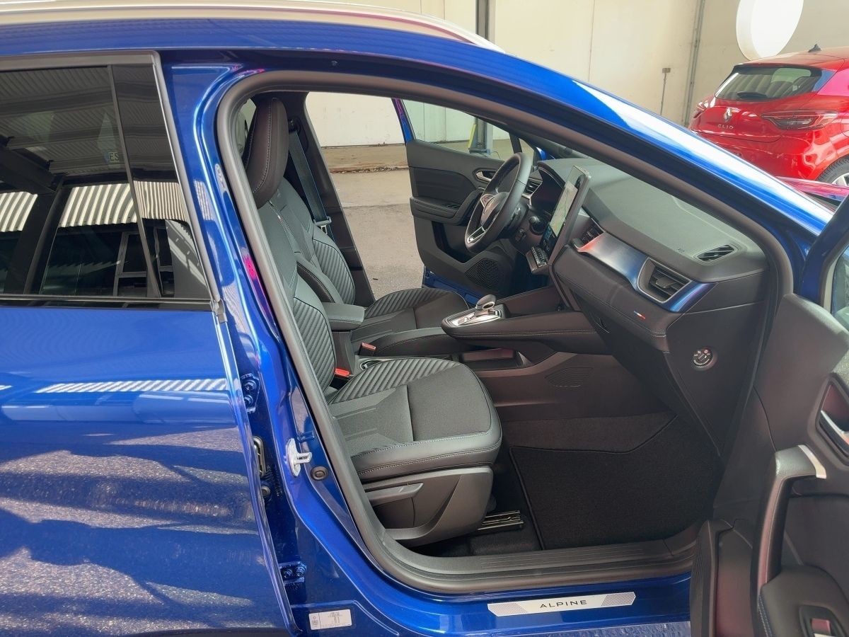 Fahrzeugabbildung Renault Captur Esprit Alpine Mild Hybrid 160 EDC