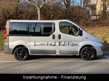Opel Vivaro - 8