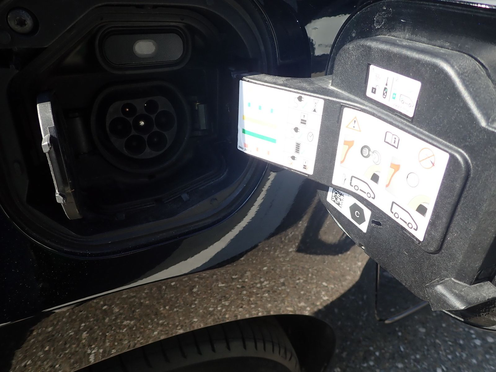 Fahrzeugabbildung Renault Twingo Urban Night Electric