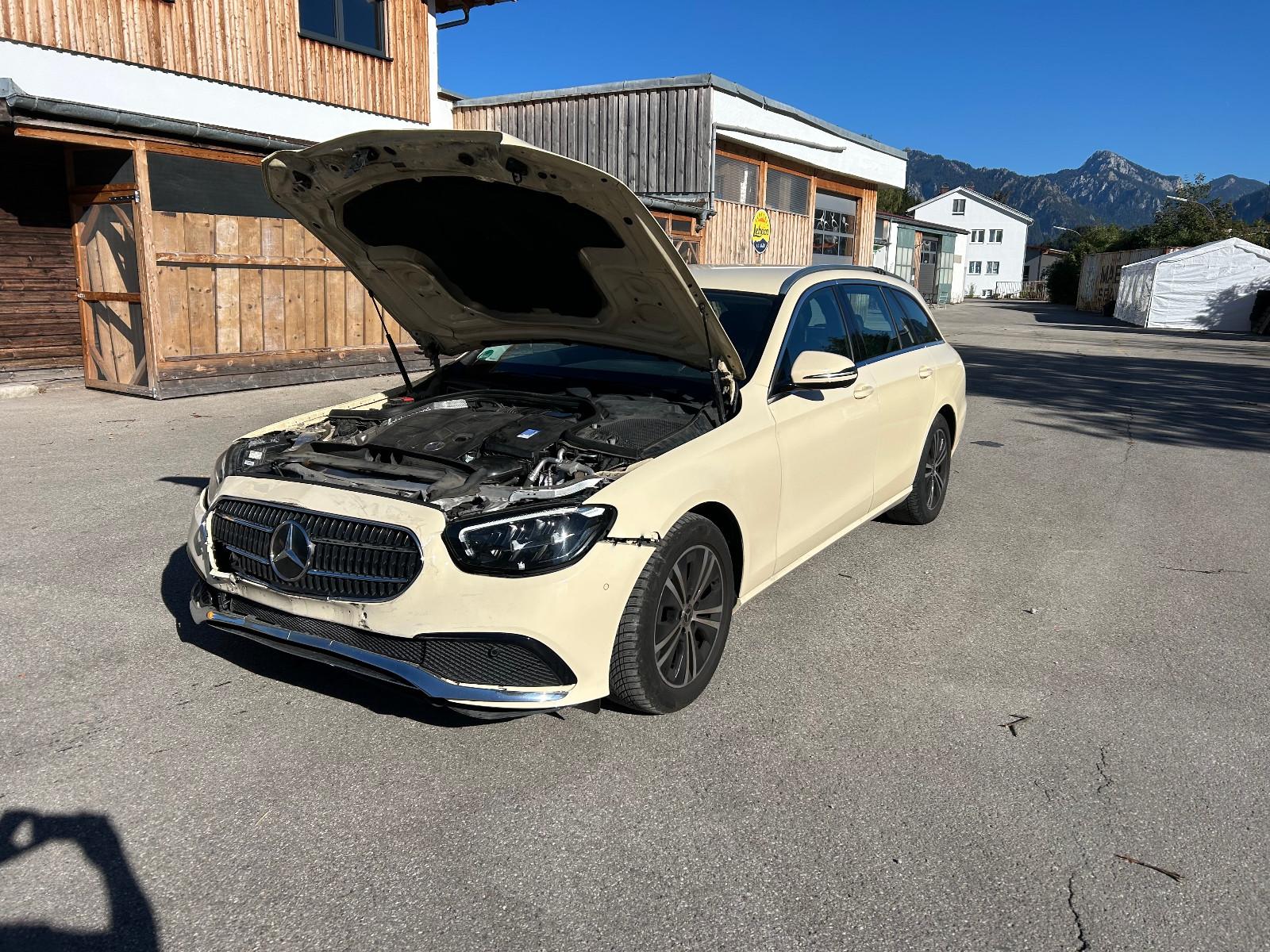 Mercedes-Benz E 200 d  AVANTGARDE* Widescreen*Navi*PDC*