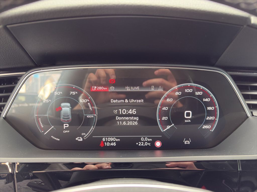 Audi Q8 e-tron - Bild 16
