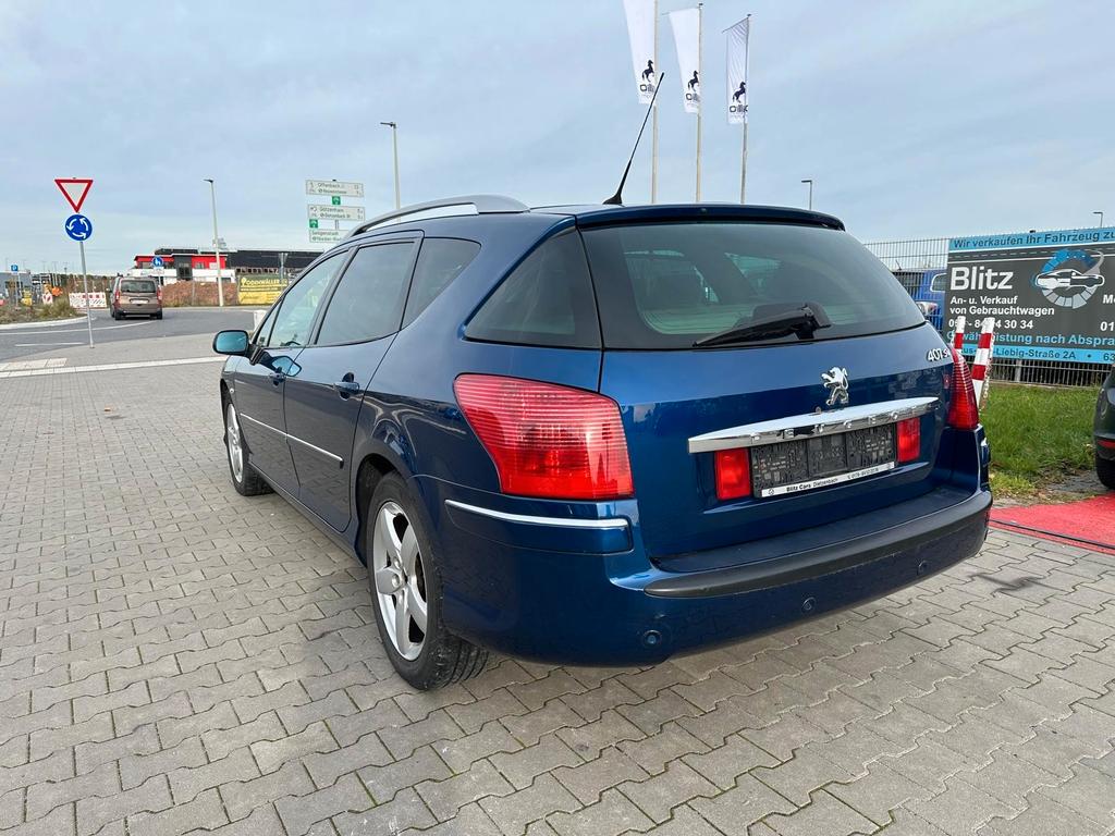 Peugeot 407