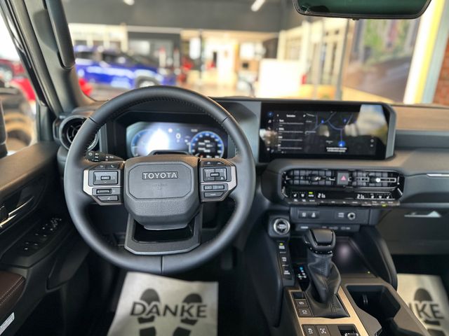 Toyota Land Cruiser  2.8 D-4D 4WD Executive *SOFORT*