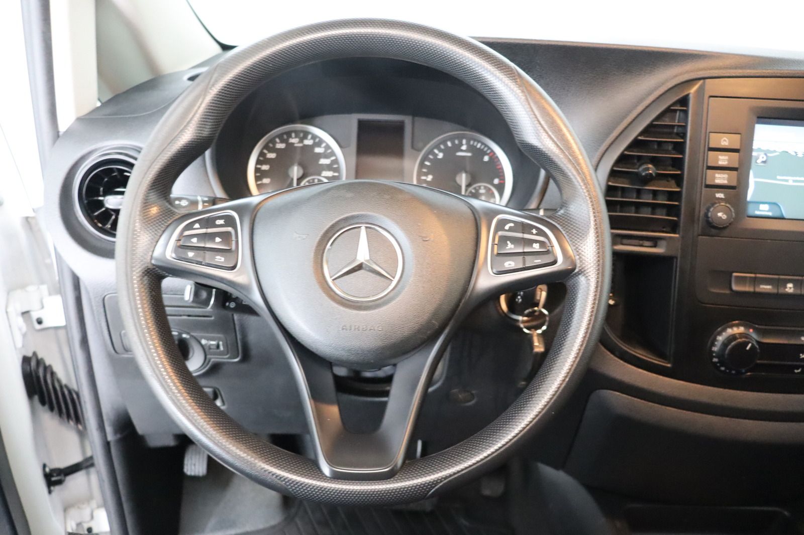 Fahrzeugabbildung Mercedes-Benz Vito Mixto 116 CDI lang * RFK * Navi * AHK