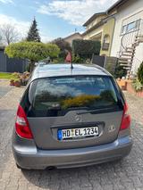 Mercedes-Benz A 160 ELEGANCE BlueEFFICIENCY ELEGANCE - Mercedes-Benz A 160: Blueefficiency