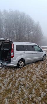 Ford Grand Tourneo 1.6 TDCi 85kW Titanium Titanium - silberne Ford Grand Tourneo