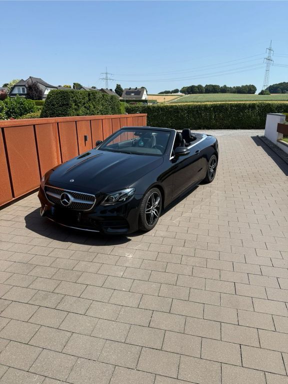 Image of Mercedes-Benz E 200