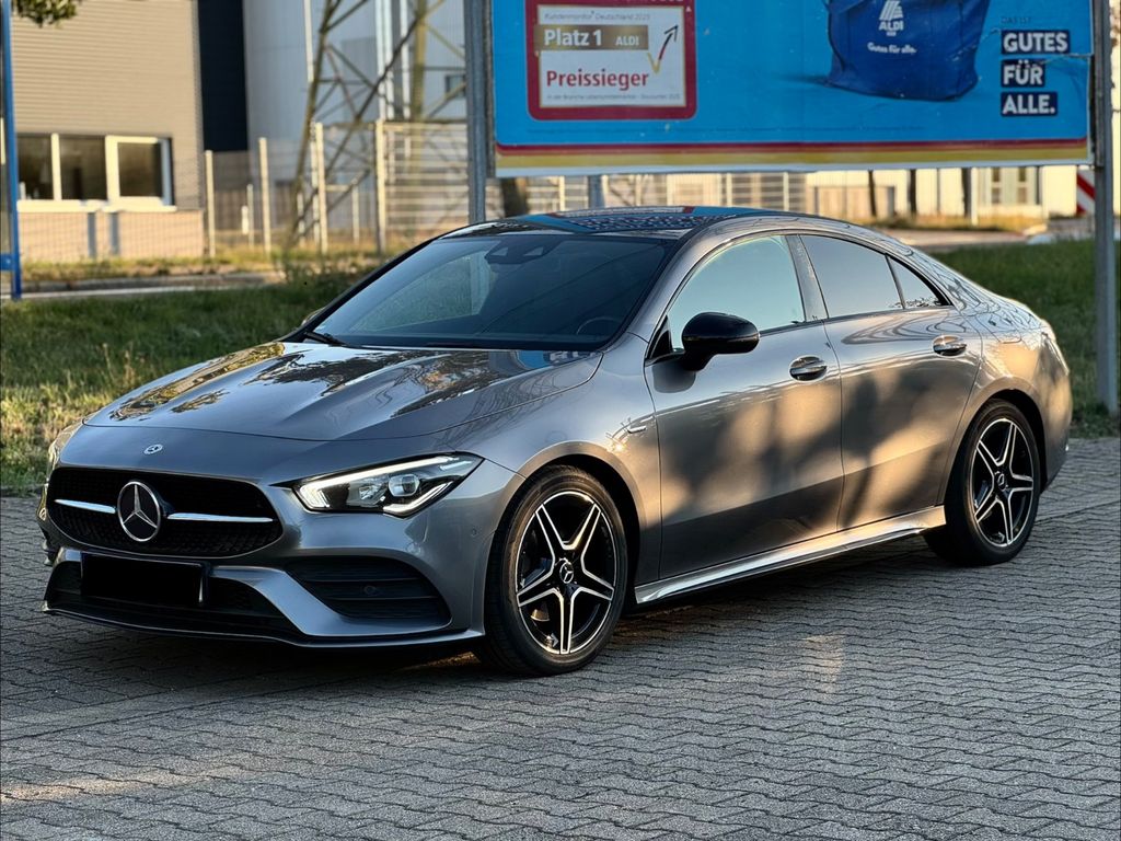 Image of Mercedes-Benz CLA 200