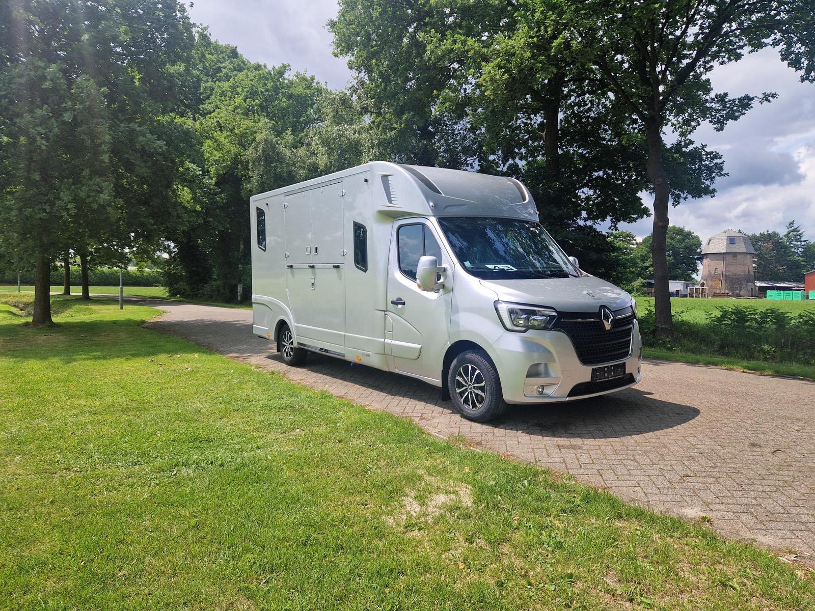Renault Master Theault S5L Haras 5 zitser, id 43